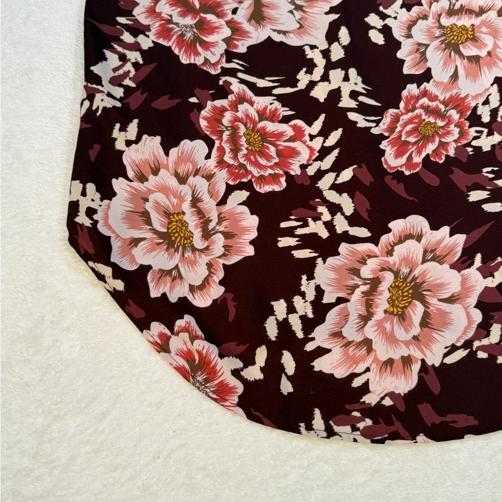 Maurices Floral Sleeveless Blouse Size M Burgundy Pink Boho Top - Picture 13 of 14